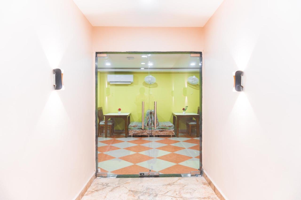 Geet Kavya Inn Bhopal Esterno foto